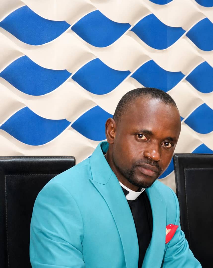 Pastor Moses Akeem Aare